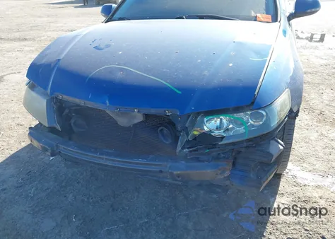 2004 Acura Tsx from USA, damaged, VIN JH4CL96874C040312